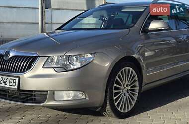 Skoda Superb  2012