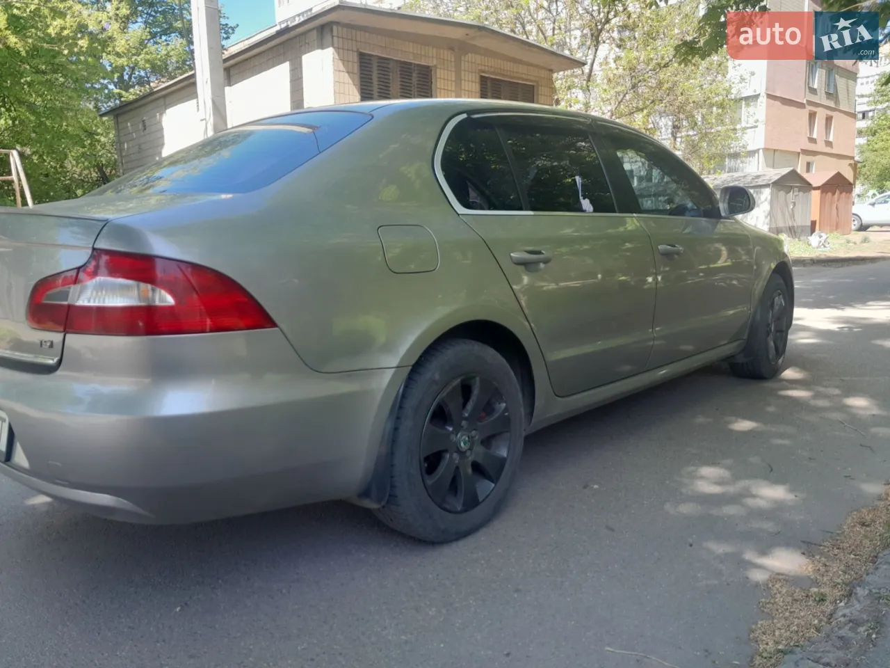 2013 Skoda Superb - мініатюра 4