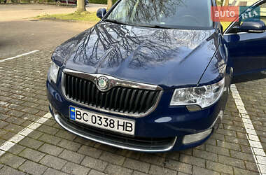 Skoda Superb  2011