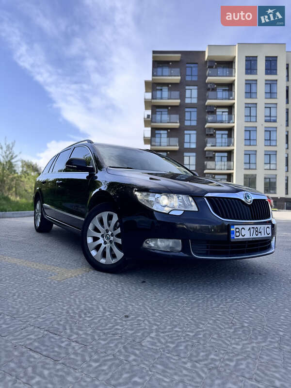 Универсал Skoda Superb