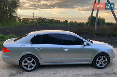 Skoda Superb  2008