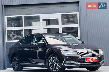 Skoda Superb  2020