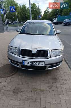 Skoda Superb  2004