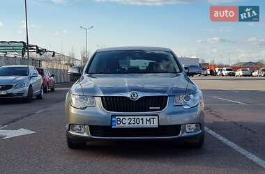 Skoda Superb  2011