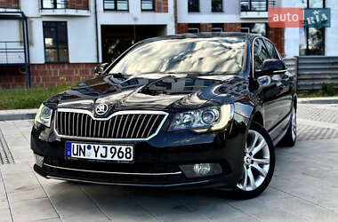 Skoda Superb  2014