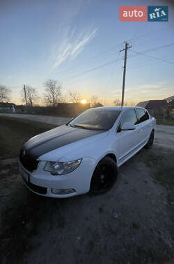 Skoda Superb  2009