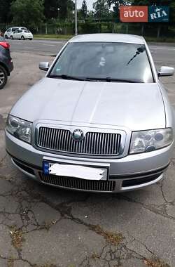 Skoda Superb 2004