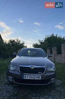 Skoda Superb 2011