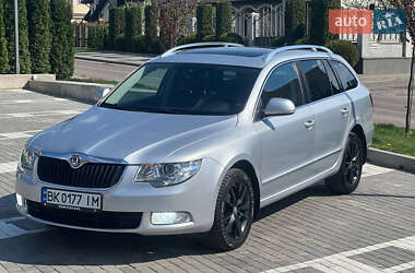 Skoda Superb  2012