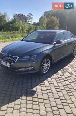 Skoda Superb  2021