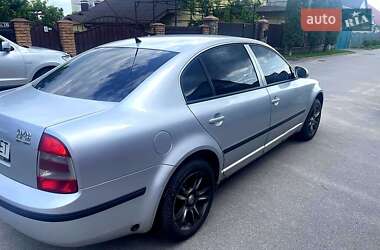 Skoda Superb  2007