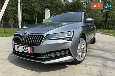 Skoda Superb  2020