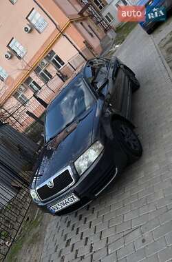 Skoda Superb  2005