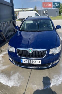 Skoda Superb  2010