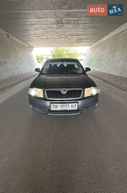 Skoda Superb  2008
