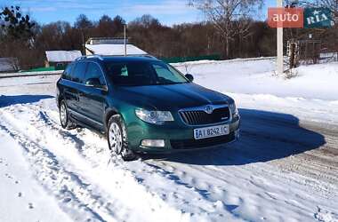 Skoda Superb  2011