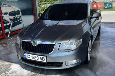 Skoda Superb  2008