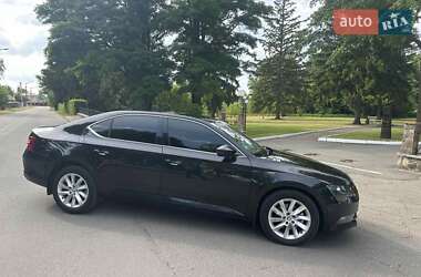 Skoda Superb  2015