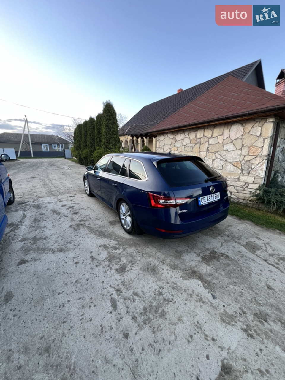 2017 Skoda Superb - мініатюра 2