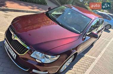 Skoda Superb  2010