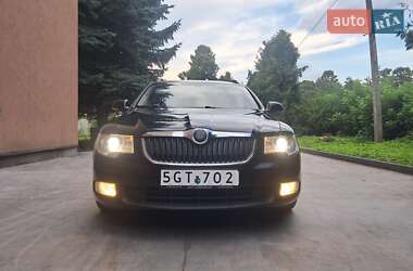 Skoda Superb  2010