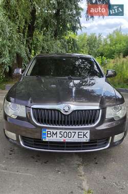 Skoda Superb 2011