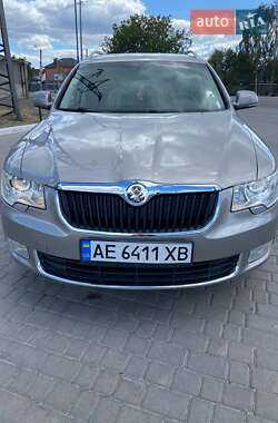 Skoda Superb  2010