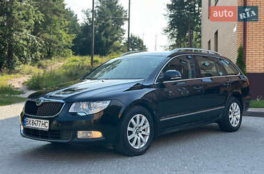 Skoda Superb  2010