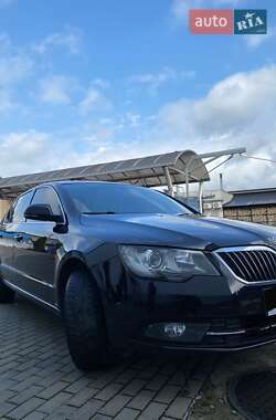 Skoda Superb  2014
