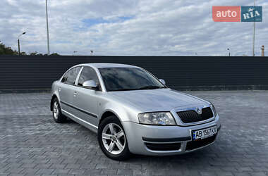 Skoda Superb  2008