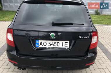 Skoda Superb  2013