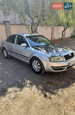 Skoda Superb  2005