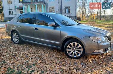Skoda Superb  2009