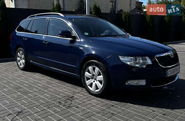 Skoda Superb  2012