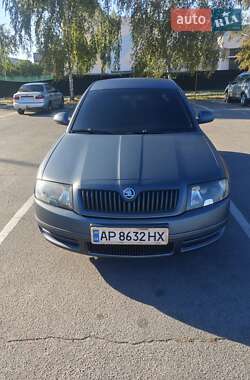 Skoda Superb  2006