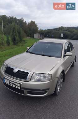 Skoda Superb  2004