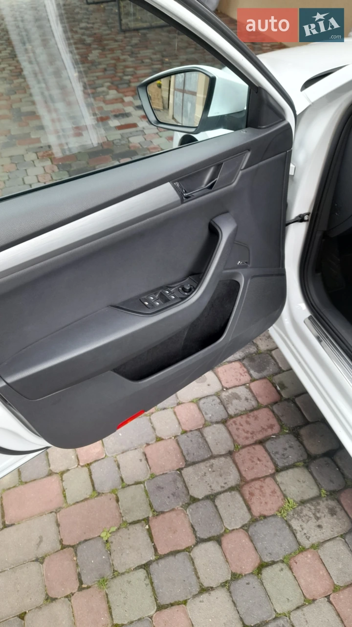 2016 Skoda Superb - мініатюра 3