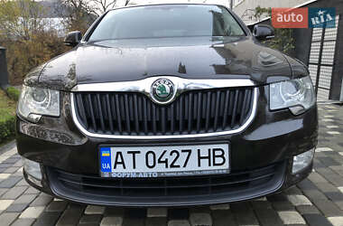 Skoda Superb  2012