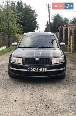 Skoda Superb  2005