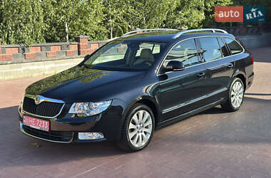 Skoda Superb  2012