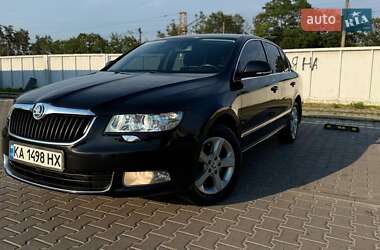 Skoda Superb  2012
