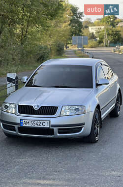 Skoda Superb  2008