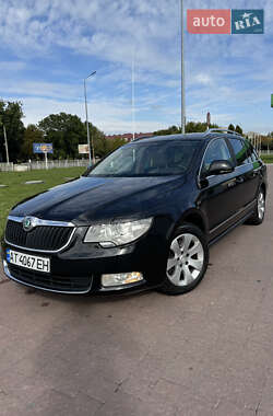 Skoda Superb  2012