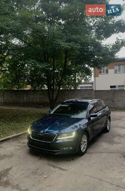 Skoda Superb  2015