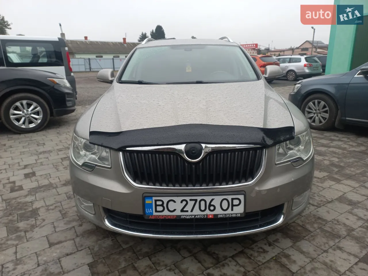 2010 Skoda Superb - фото 1