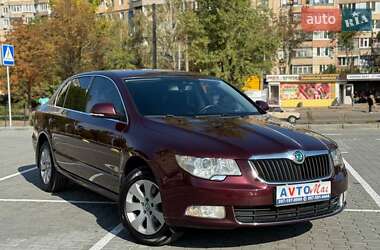 Skoda Superb  2012