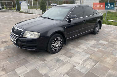 Skoda Superb  2007