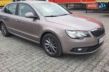 Skoda Superb  2014