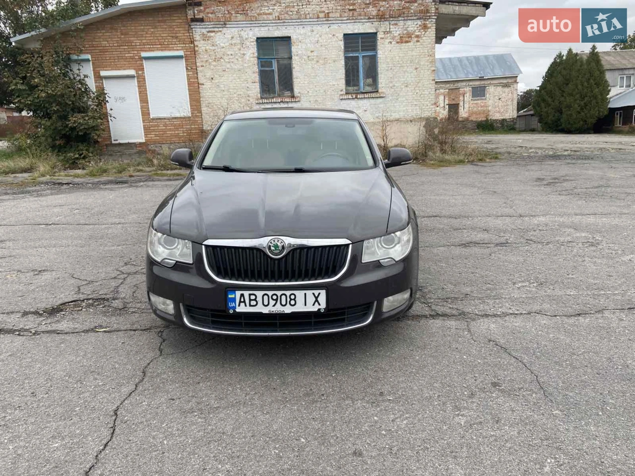 2011 Skoda Superb - мініатюра 3