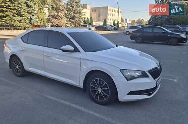 Skoda Superb  2015